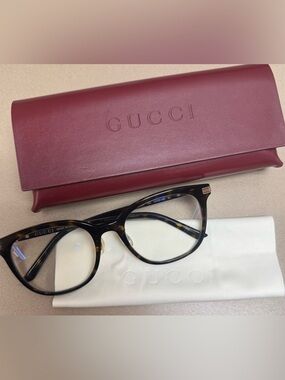 Gucci Women’s Tortoiseshell Brown Frames with Signature Detail